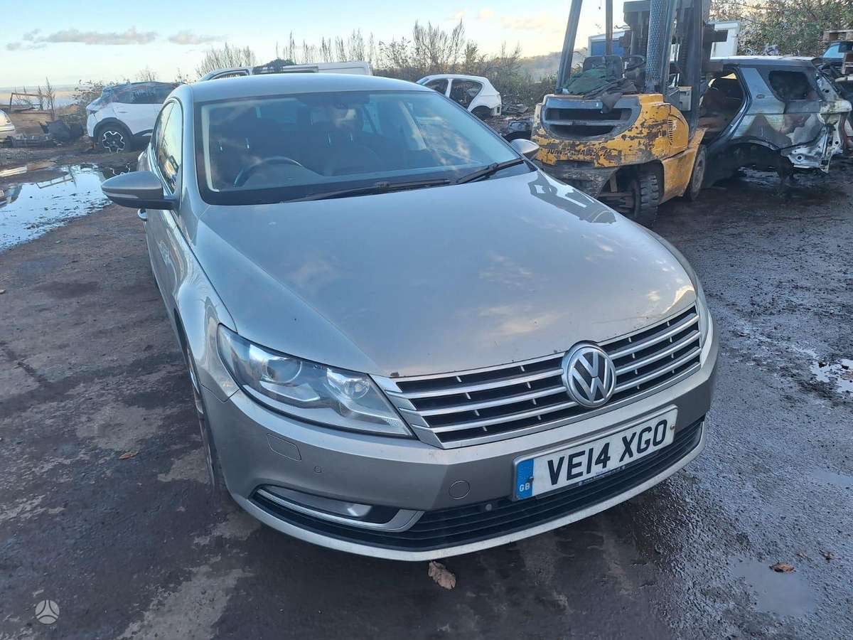 Volkswagen Passat CC dalimis