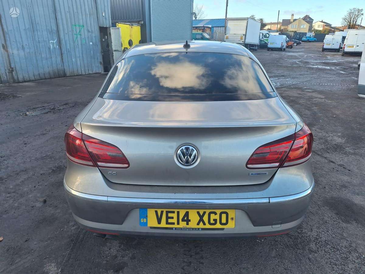 Volkswagen Passat CC по частям