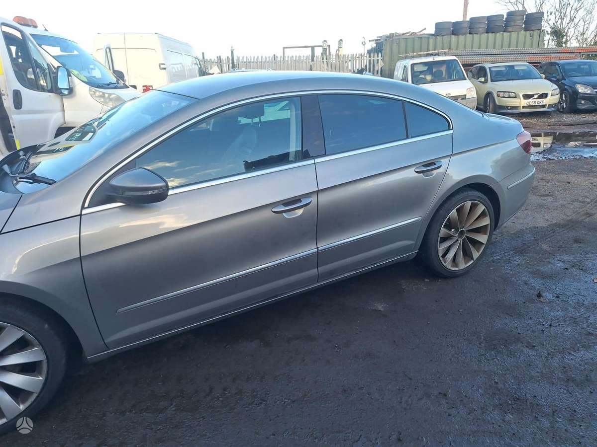 Volkswagen Passat CC по частям