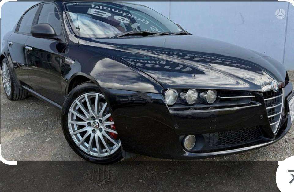 Alfa Romeo 159 dalimis