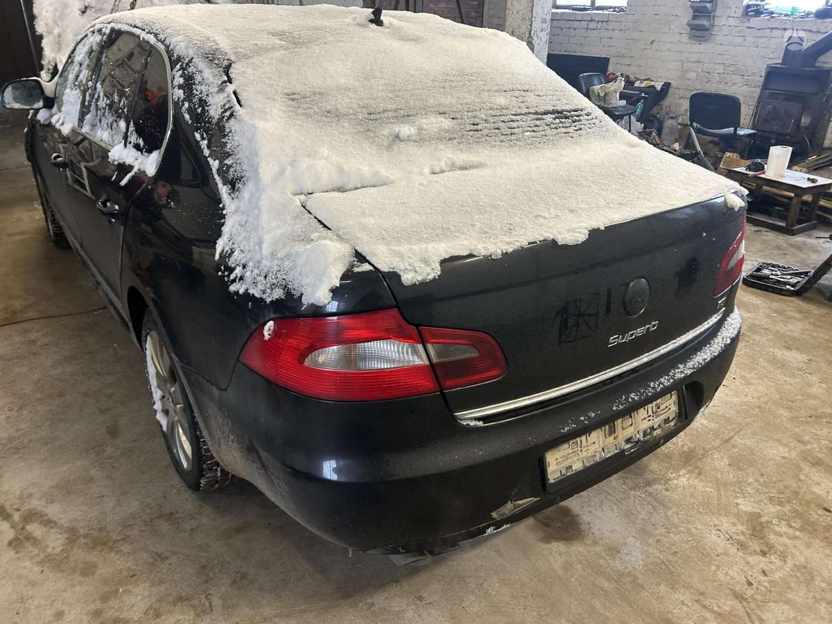 Skoda Superb Dalis pristatome