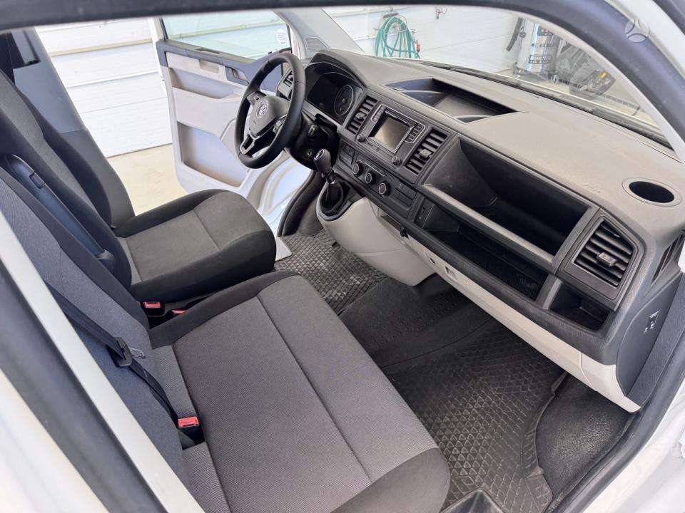 Volkswagen Transporter, 2.0 l., cargo van 13