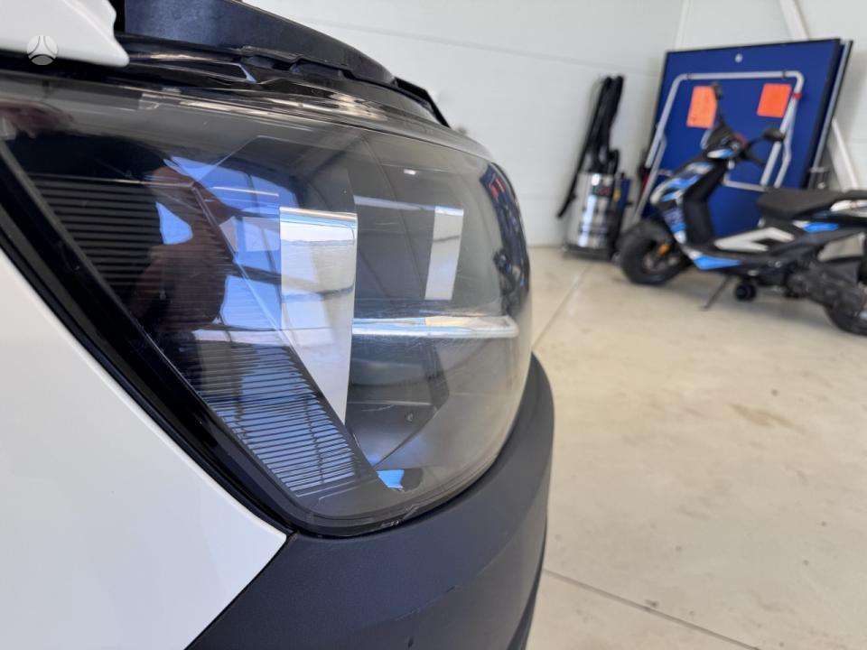 Volkswagen Transporter, 2.0 l., cargo van 27