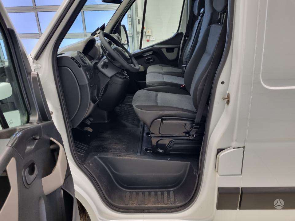 Nissan NV400, 2.3 l., cargo van 8