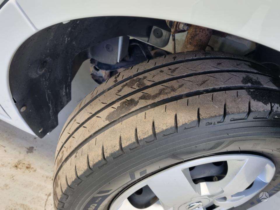 Nissan NV400, 2.3 l., cargo van 21