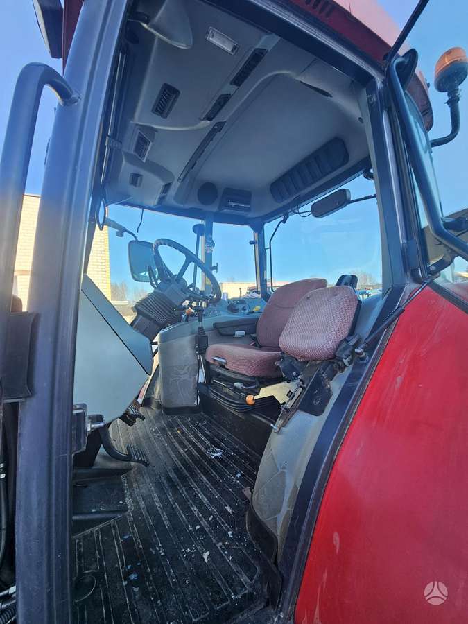McCORMICK MC115, tractors