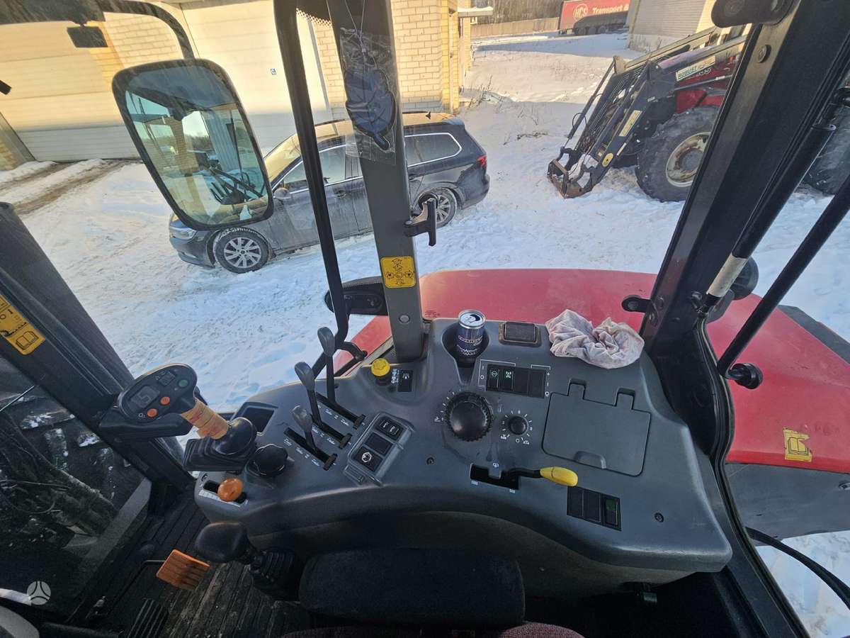McCORMICK MC115, tractors
