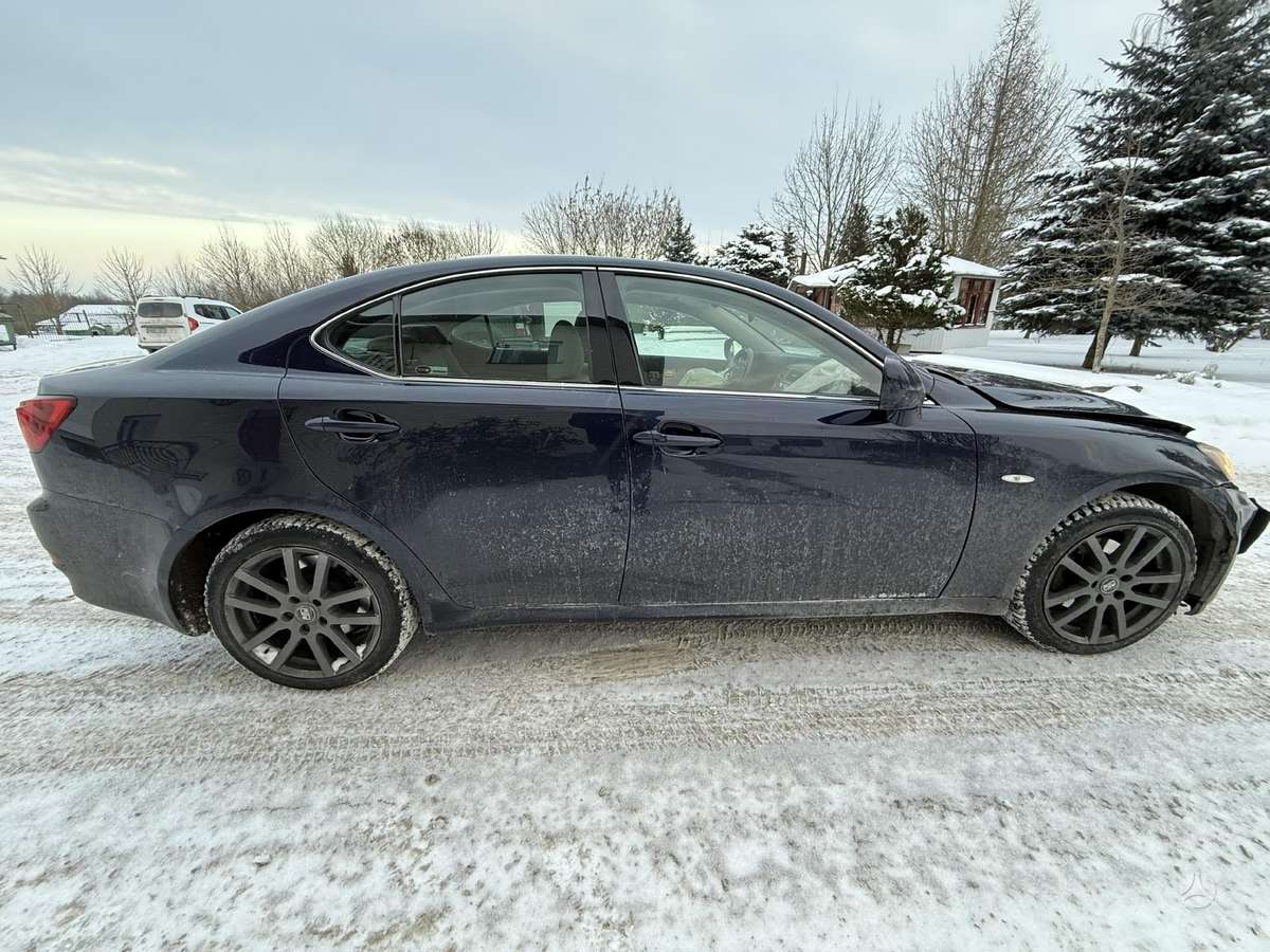 Lexus IS 250