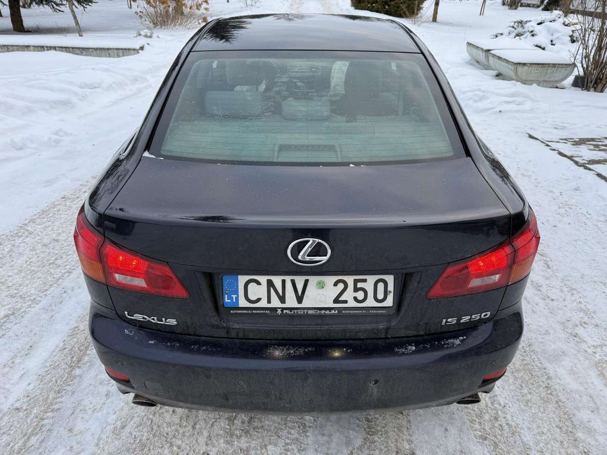 Lexus IS 250