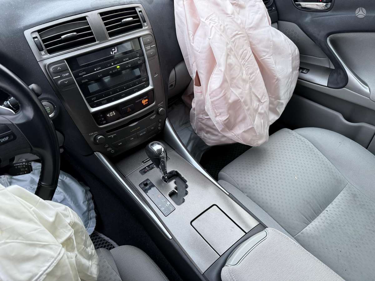 Lexus IS 250