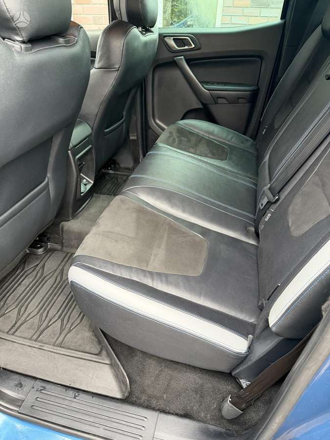 Ford Raptor, 2.0 l., pick-up 6