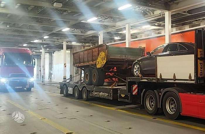 Broshuis, custom trailer / semi-trailer
