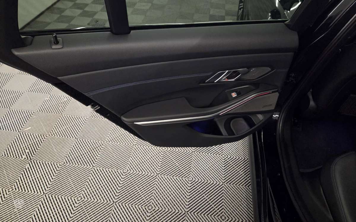 BMW 320, 2.0 l., universalas