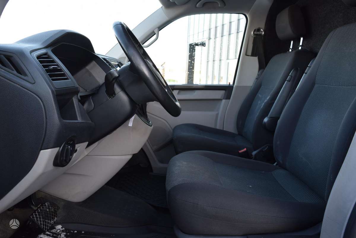 Volkswagen Transporter, 2.0 l., cargo van 9