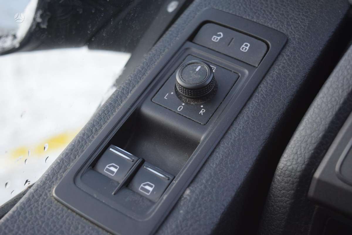 Volkswagen Transporter, 2.0 l., cargo van 16