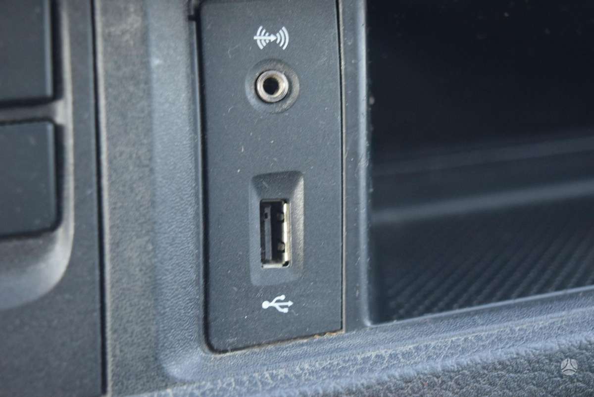 Volkswagen Transporter, 2.0 l., cargo van 17