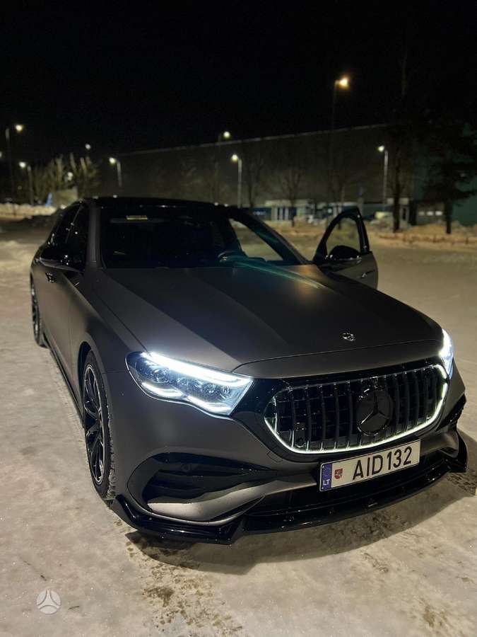 Mercedes-Benz E220, 2.0 l., sedans
