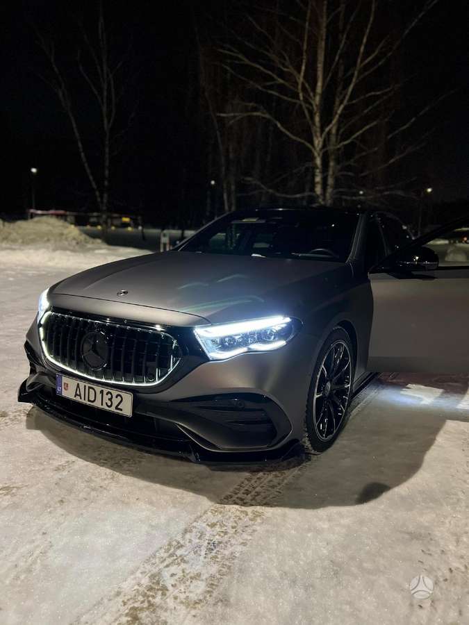 Mercedes-Benz E220, 2.0 l., sedanas