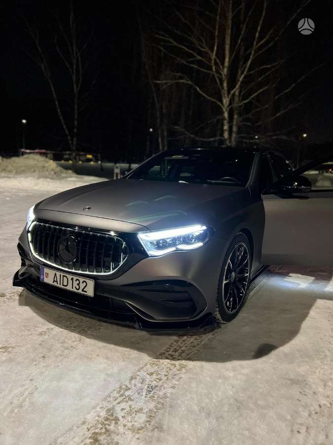 Mercedes-Benz E220, 2.0 l., sedans
