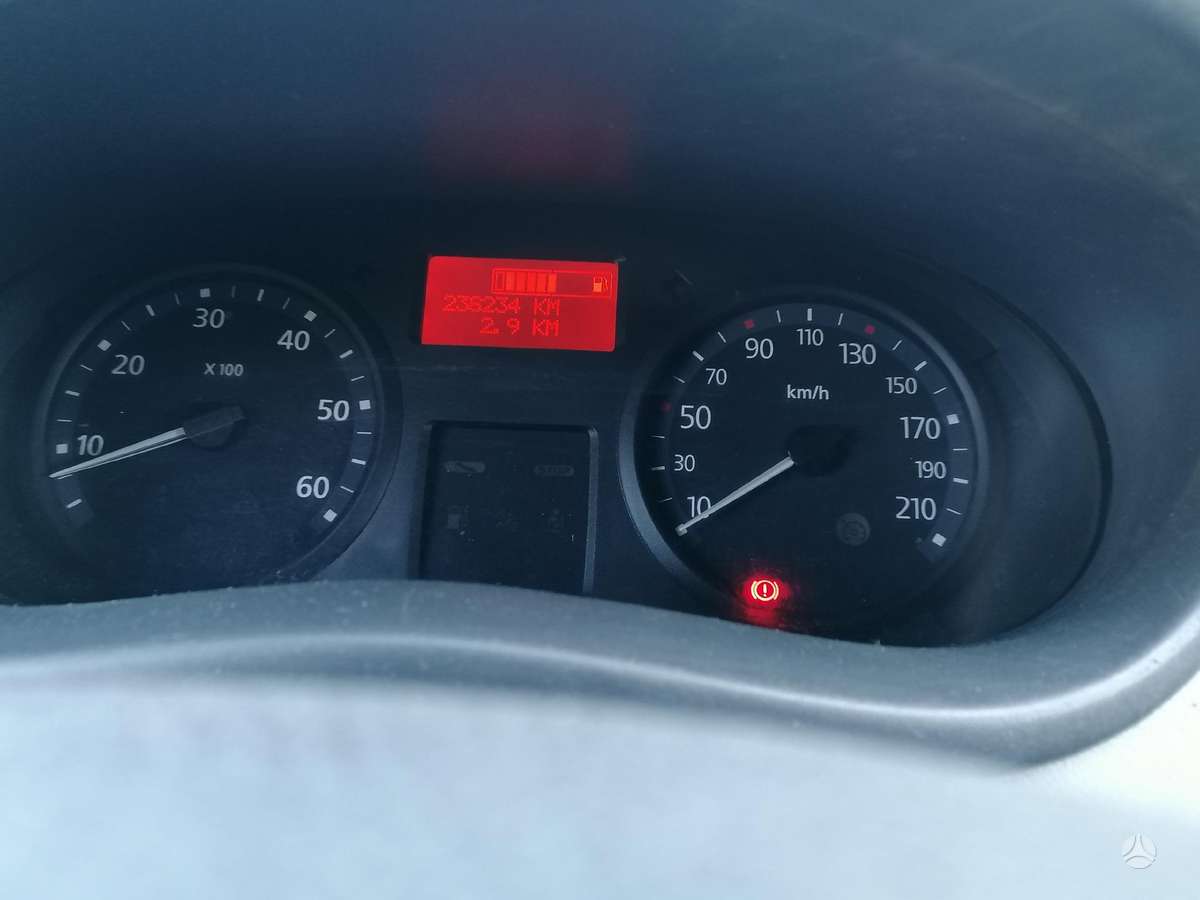 Renault Trafic, 2.0 l., cargo van 7