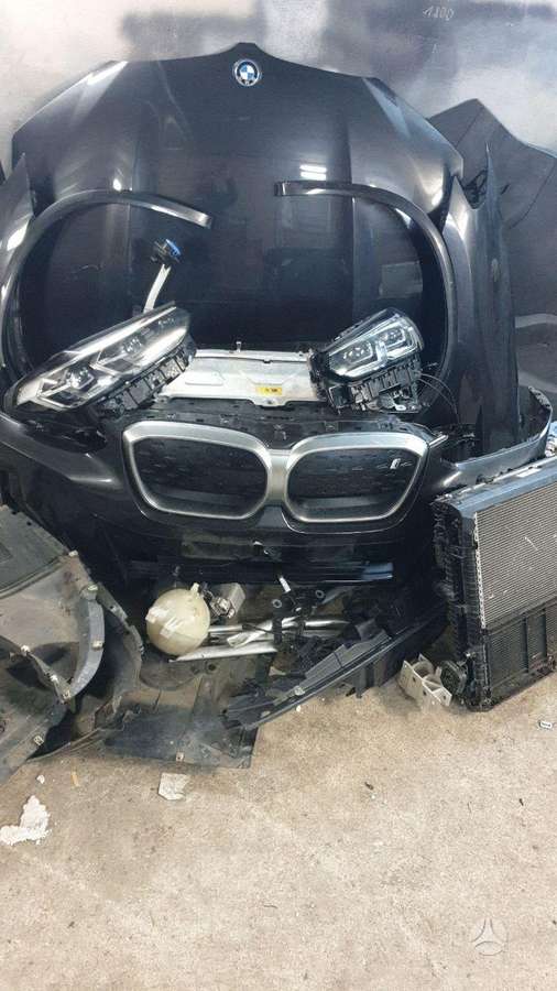 BMW iX3