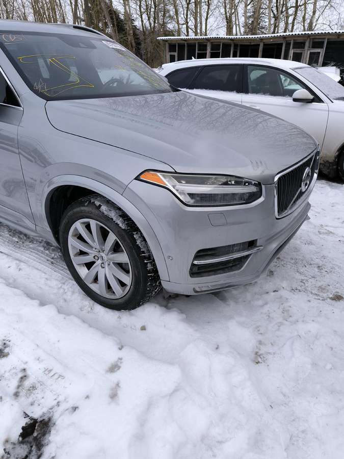 Volvo XC90 Spalva 477 46