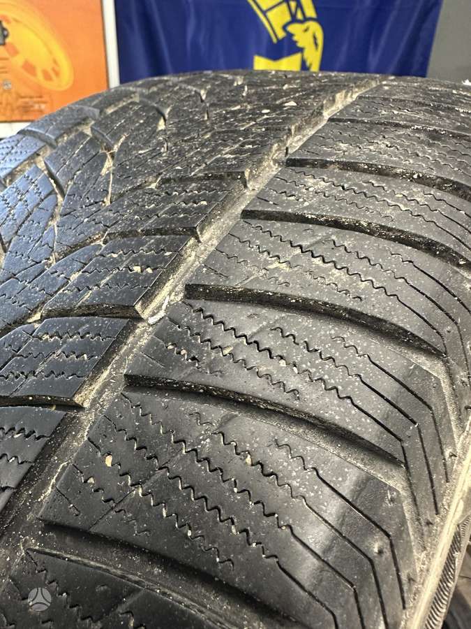 Imperial, зимние 235/40 R19