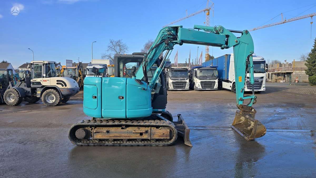 Kobelco SK75SR-3E, mini excavator