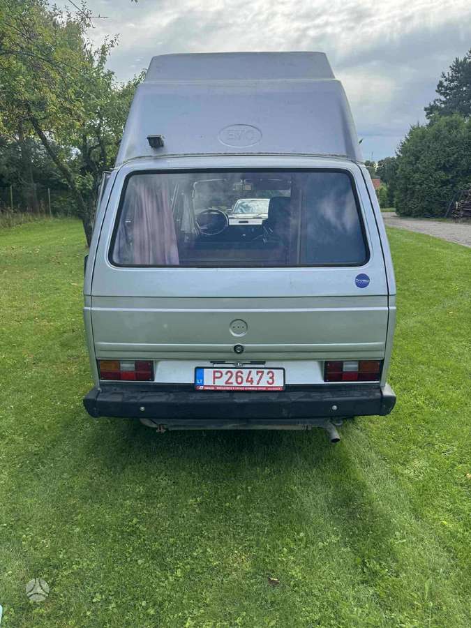 Volkswagen Transporter - 4