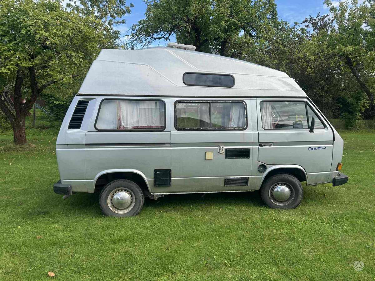 Volkswagen Transporter - 2