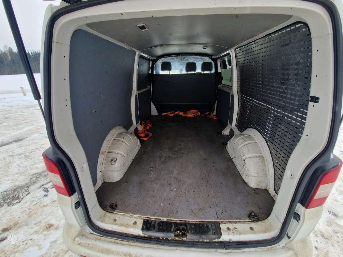 Volkswagen Transporter, 2.0 l., cargo van 8