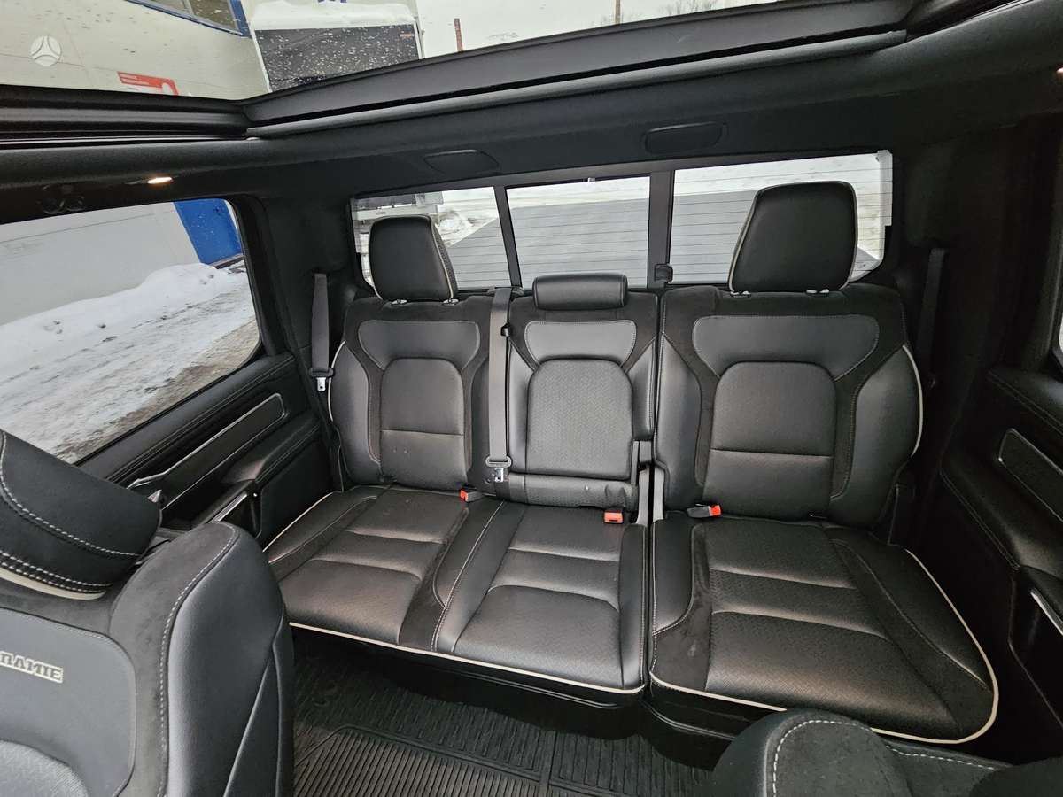 Dodge Ram, 5.7 l., pick-up 17