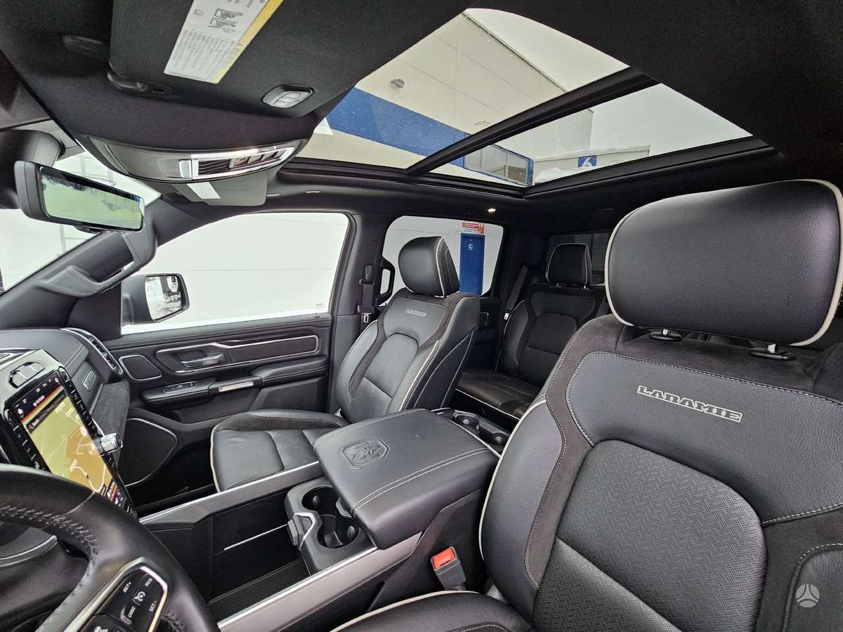 Dodge Ram, 5.7 l., pick-up 32