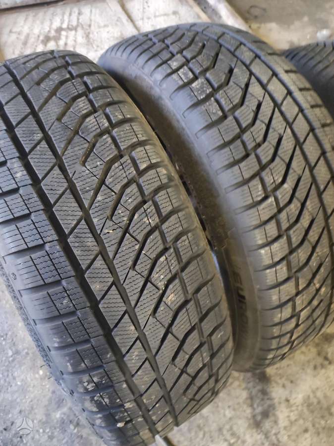 Falken, зимние 235/50 R20