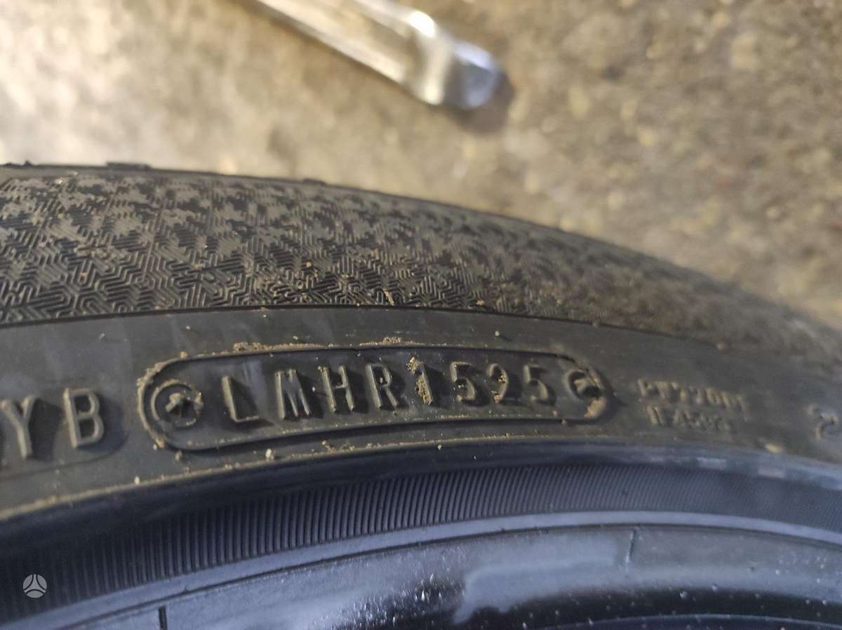 Falken, winter 235/50 R20