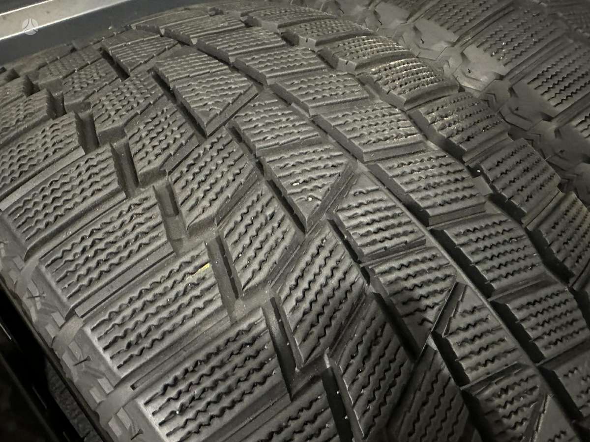 Maxxis, зимние 255/45 R19