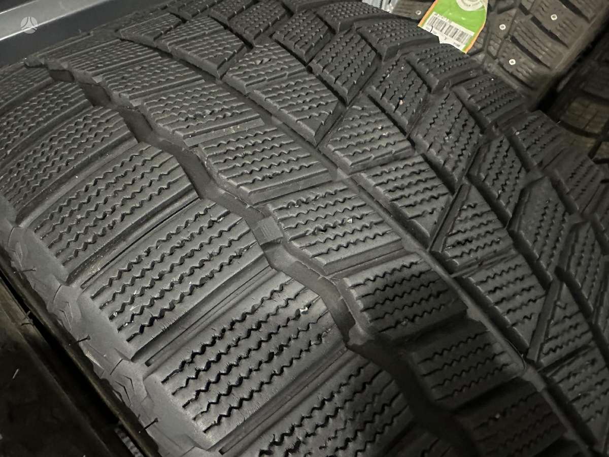 Maxxis, winter 255/45 R19
