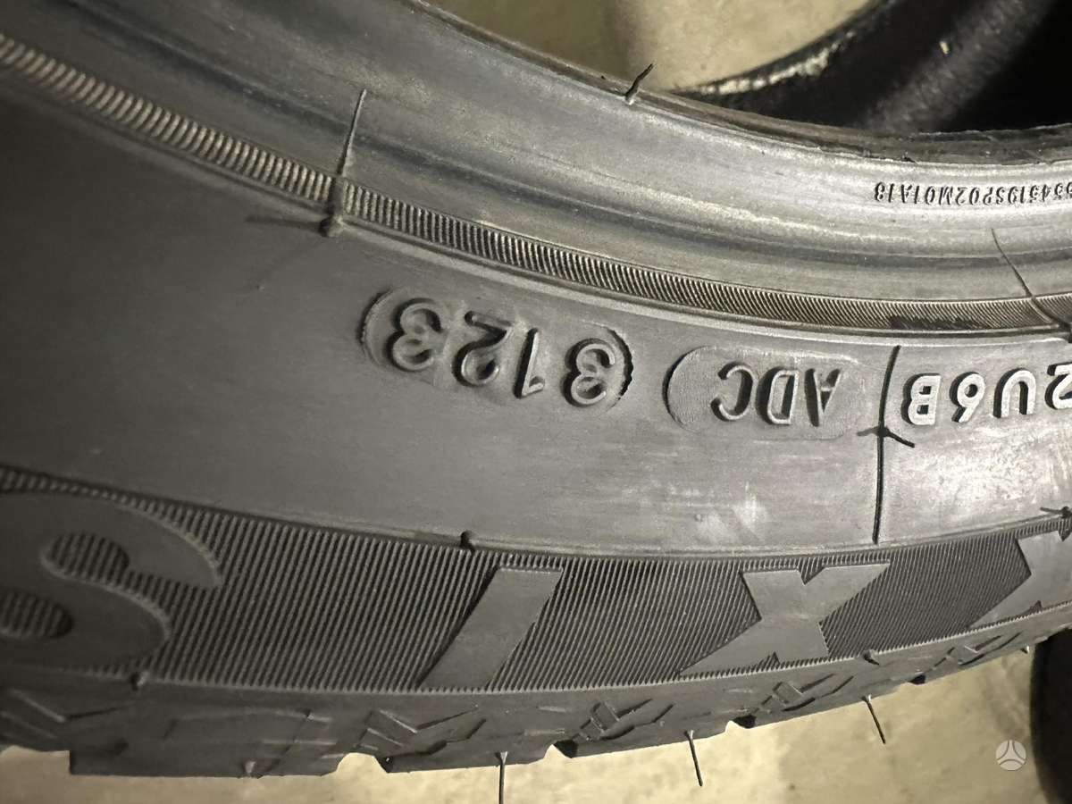 Maxxis, зимние 255/45 R19