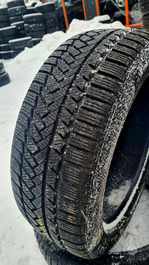 Continental, зимние 215/50 R17