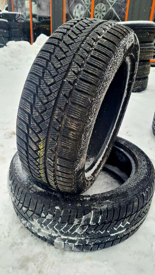 Continental, žieminės 215/50 R17