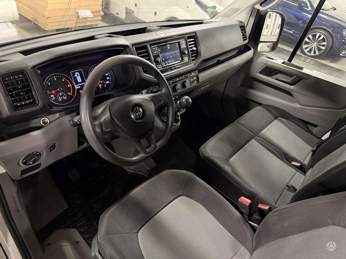 Volkswagen Crafter, 2.0 l., cargo van 2