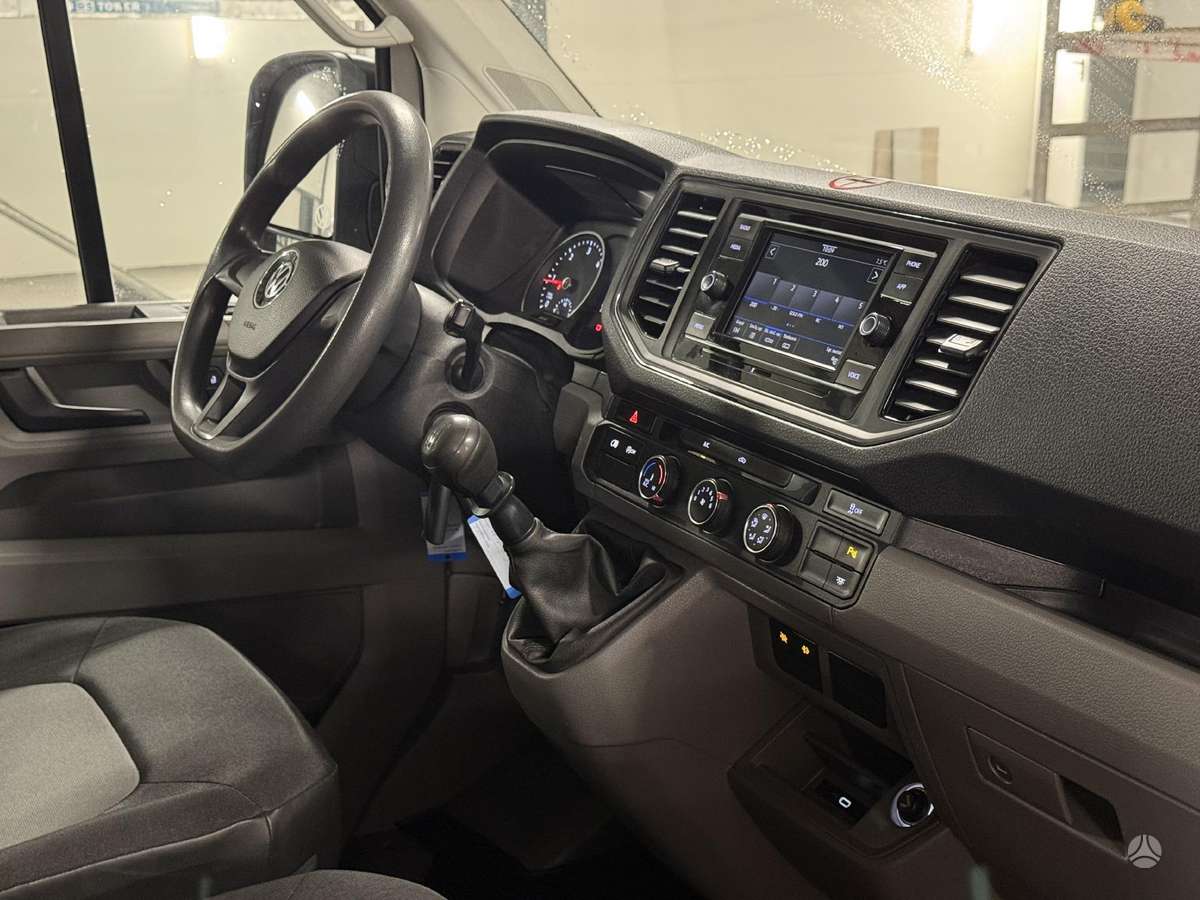 Volkswagen Crafter, 2.0 l., cargo van 11