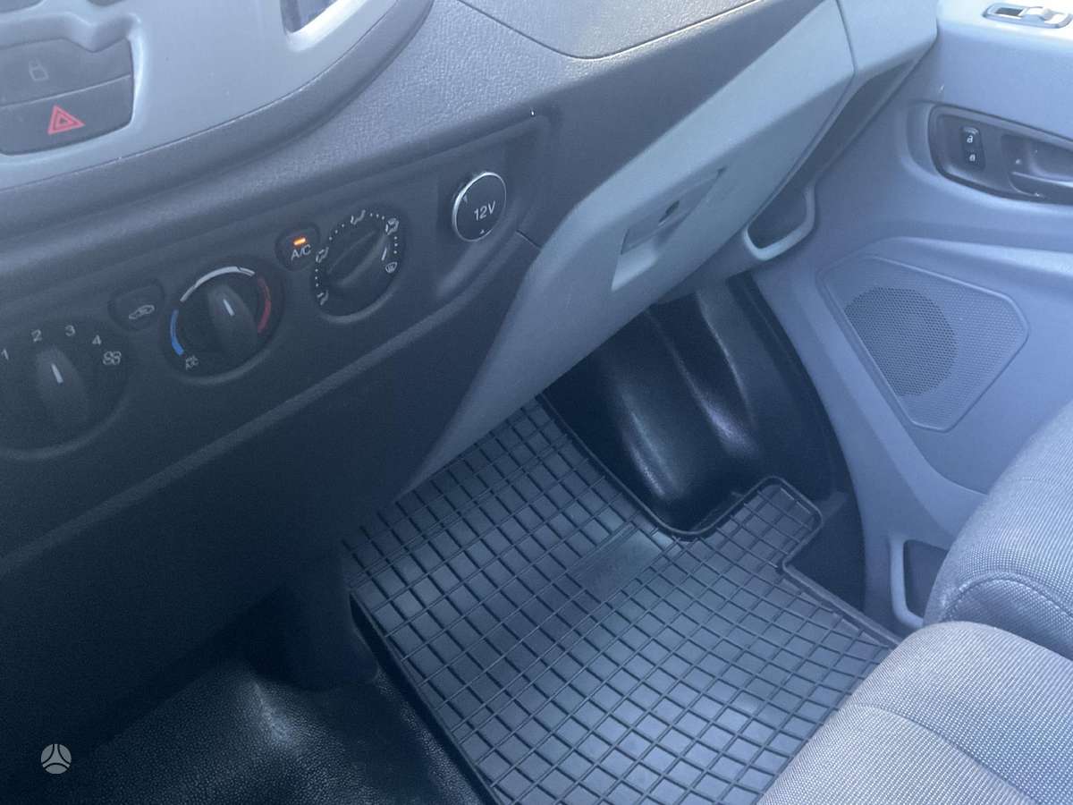 Ford Transit, 2.2 l., cargo van 18