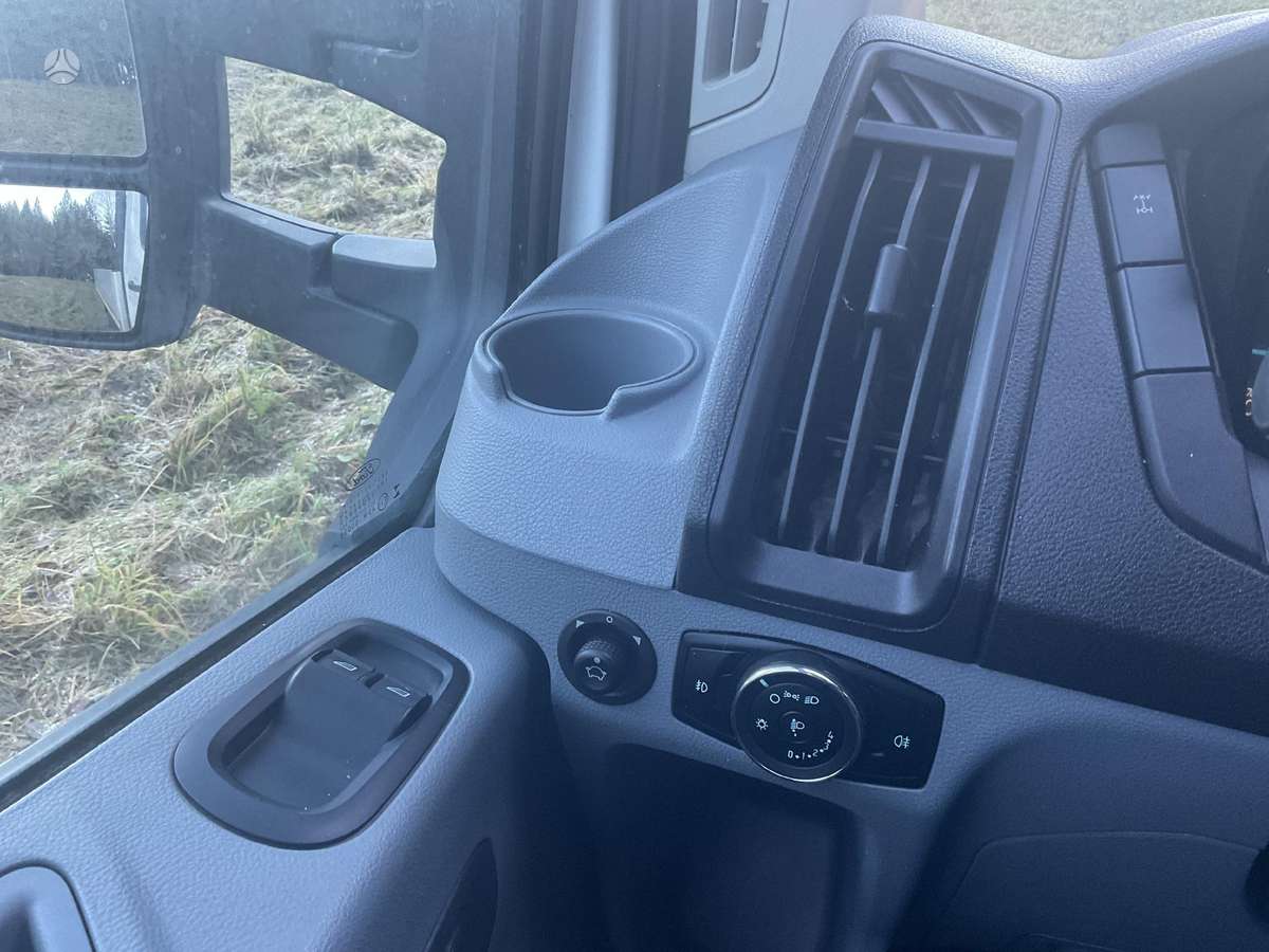 Ford Transit, 2.2 l., cargo van 19