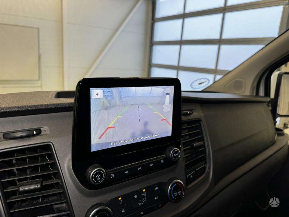 Ford Transit Custom, 2.0 l., cargo van 14