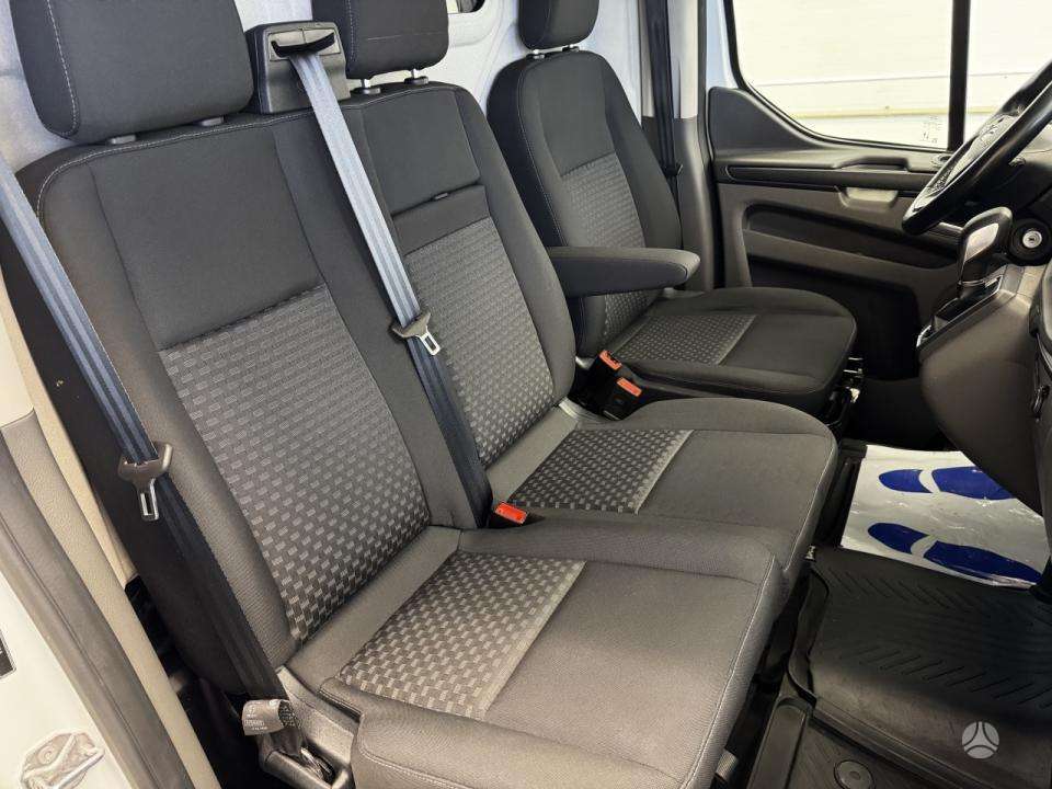 Ford Transit Custom, 2.0 l., cargo van 19