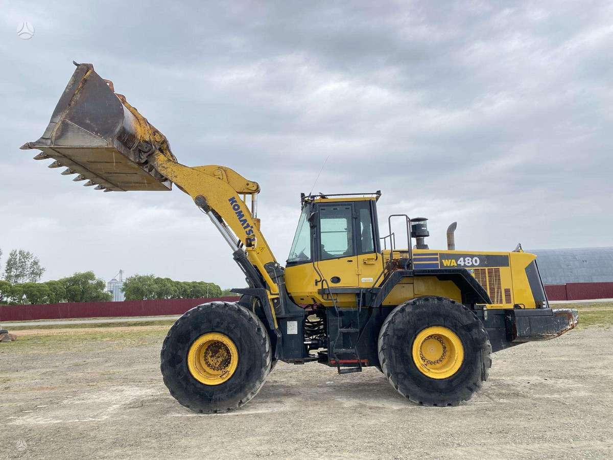 Komatsu WA 480-6, frontal loader