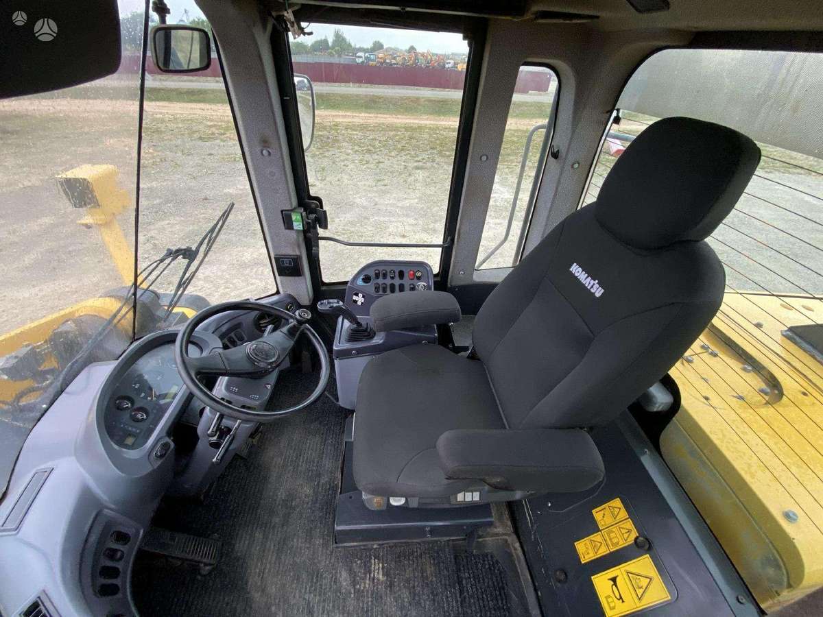Komatsu WA 480-6, frontal loader