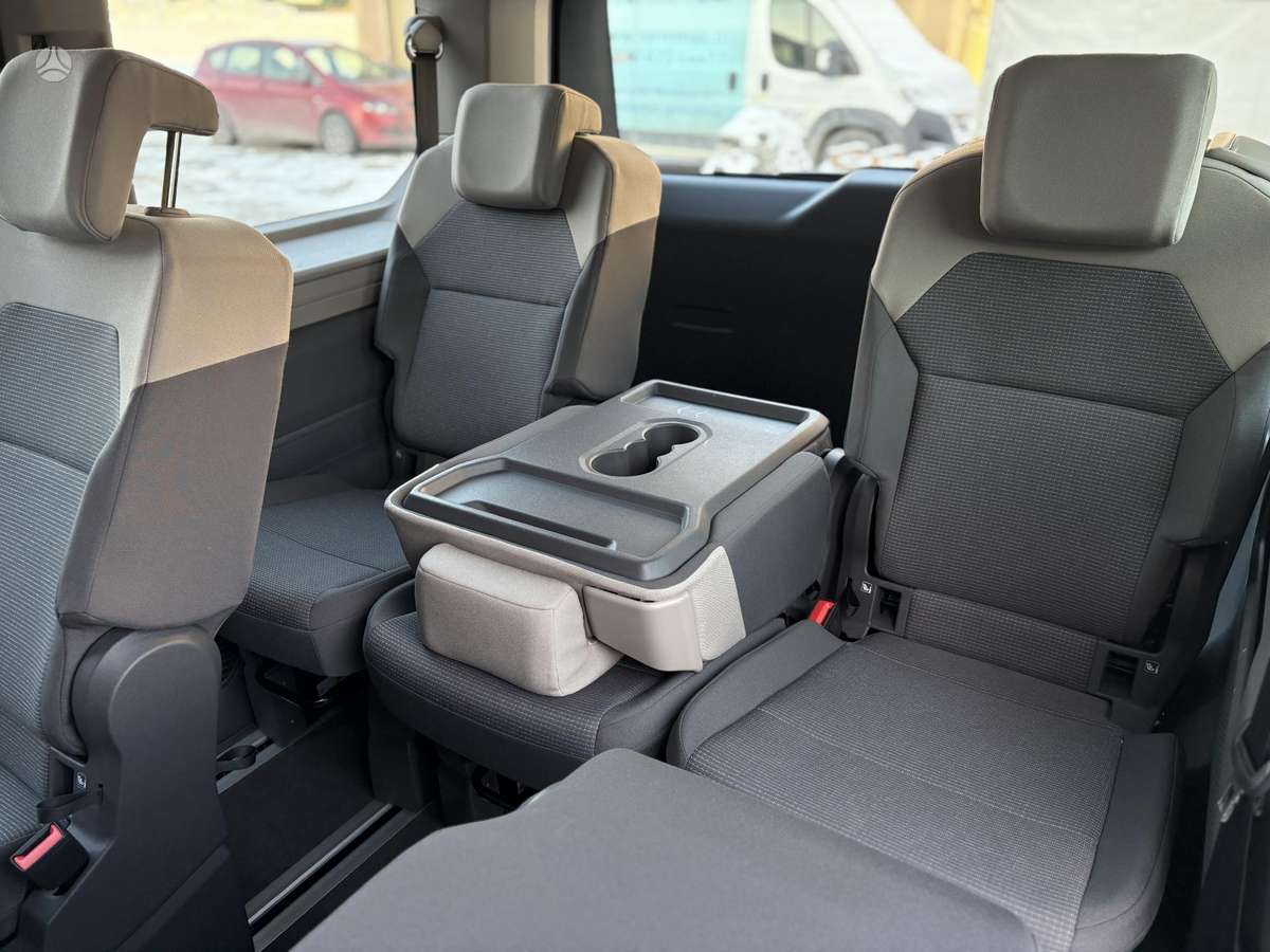 Volkswagen Multivan, passenger minibus