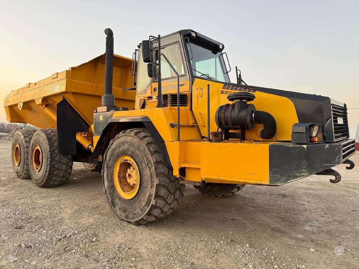 Komatsu HM 400-2, самосвалы